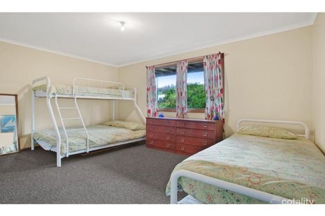 Property photo of 15 The Boulevarde Hawks Nest NSW 2324