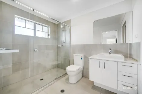 Property photo of 6 Gillett Place Dugandan QLD 4310