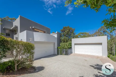 18 Sunrise Cl, Belmont North, NSW 2280