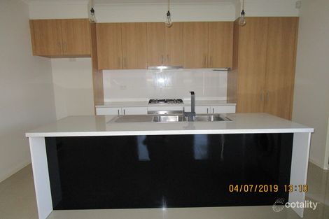 Property photo of 3/63 Perrett Avenue St Albans VIC 3021