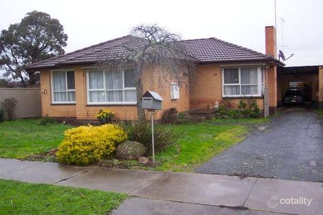33 Dover St, Wendouree, VIC 3355