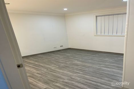 Property photo of 41 Sevenoaks Crescent Bass Hill NSW 2197