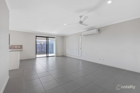 Property photo of 29 Henley Close Blacks Beach QLD 4740