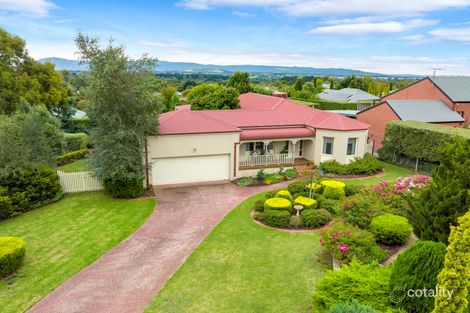 28 Wyralla Cres, Gisborne, VIC 3437