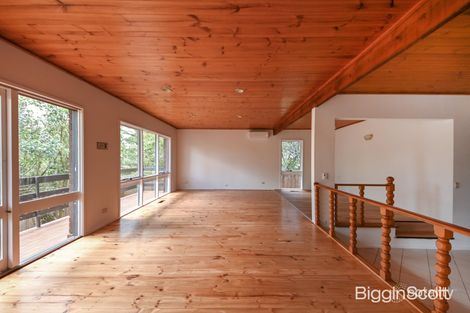 Property photo of 11 Newton Grove Glen Waverley VIC 3150