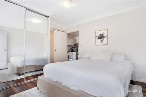 Property photo of 4/9 Monmouth Street Morningside QLD 4170