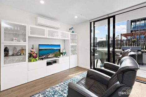 Property photo of 221/8 Railway Road Cheltenham VIC 3192