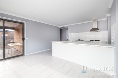 Property photo of 70 James Melrose Drive Brookfield VIC 3338