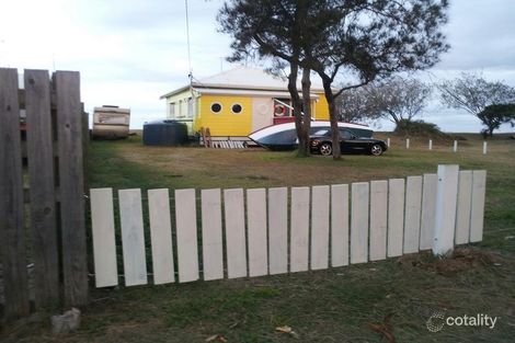 Property photo of 101 Biggs Avenue Beachmere QLD 4510