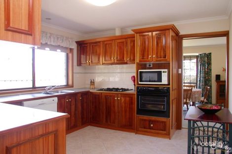 Property photo of 4 Panorama Drive Aberfoyle Park SA 5159
