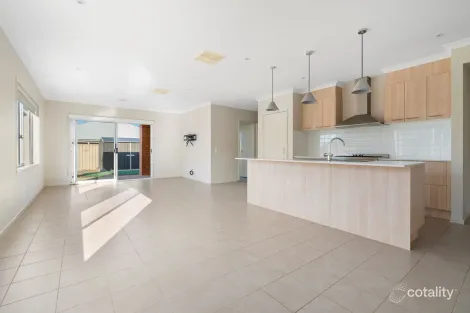 Property photo of 11 Lowerson Way Wodonga VIC 3690