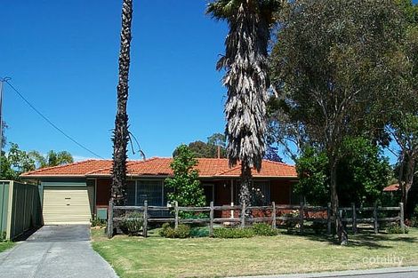 Property photo of 1 Weir Crescent Beckenham WA 6107