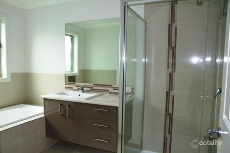 Property photo of 2/84 Underbank Boulevard Bacchus Marsh VIC 3340