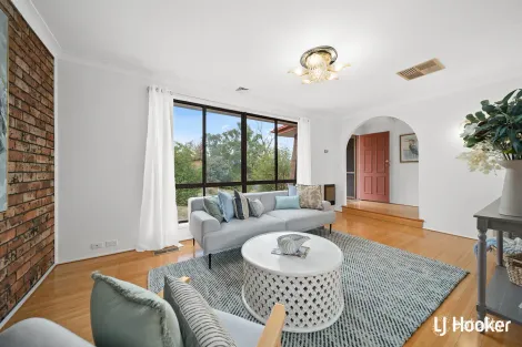 Property photo of 27 Sharwood Crescent Evatt ACT 2617
