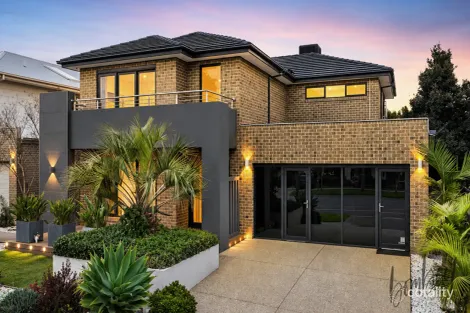 Property photo of 23 Highlander Drive Craigieburn VIC 3064