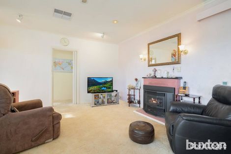 Property photo of 4 Georgia Grove Corio VIC 3214