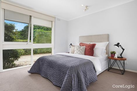 Property photo of 2/82 Warrigal Road Parkdale VIC 3195