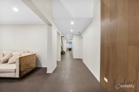 Property photo of 23 Highlander Drive Craigieburn VIC 3064