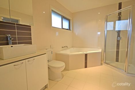 Property photo of 2/7 Newton Street Chadstone VIC 3148