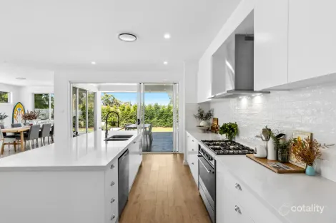 Property photo of 10 Farrar Road Killarney Vale NSW 2261