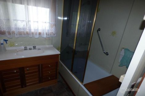 Property photo of 7 Western Avenue Newborough VIC 3825
