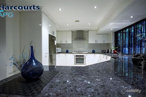 Property photo of 13 Whatman Way Australind WA 6233