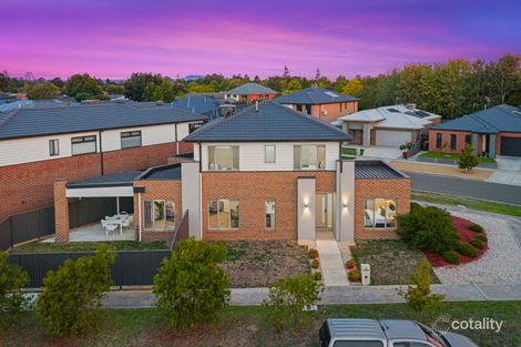 43 Cinnamon Dr, Lake Gardens, VIC 3355