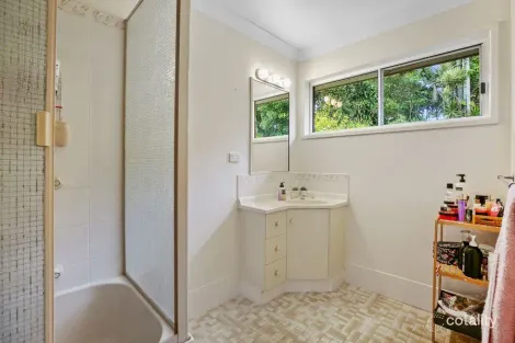 Property photo of 31 Sunset Road Kia Ora QLD 4570