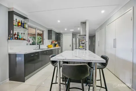 Property photo of 31 Sunset Road Kia Ora QLD 4570