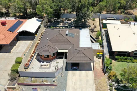Property photo of 19 Bonnie Doone Grove Dawesville WA 6211