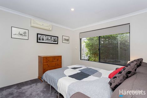 71 Cantrell Cct, Landsdale, WA 6065