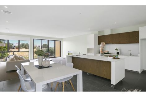 Property photo of 2 Driftwood Place Torquay VIC 3228