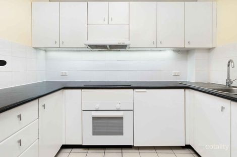 Property photo of 18/7-17 Berry Street North Sydney NSW 2060