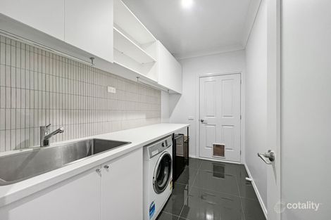 Property photo of 13 Chambers Court Marshall VIC 3216