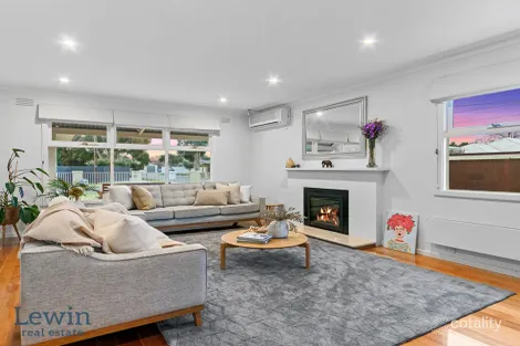Property photo of 10 Eila Close Cheltenham VIC 3192