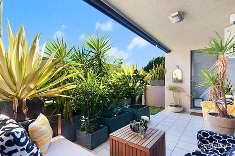 2/187-189 Albany St, Point Frederick, NSW 2250