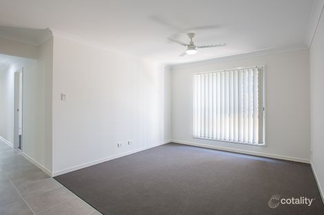 Property photo of 44 Splendour Circuit Yarrabilba QLD 4207