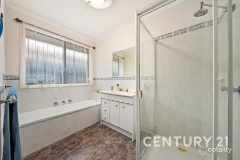 Property photo of 23 Freeman Drive Pakenham VIC 3810