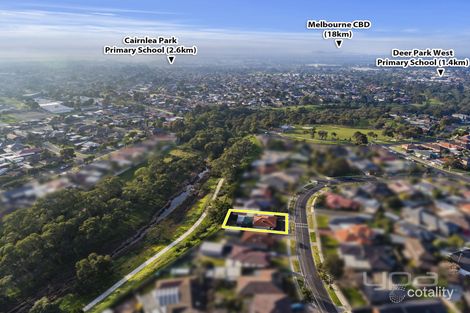 Property photo of 12 Winslow Crescent Deer Park VIC 3023