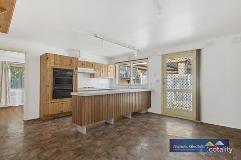 Property photo of 17 Zachary Hicks Crescent Endeavour Hills VIC 3802