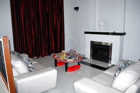 Property photo of 12 Mildura Place Prestons NSW 2170