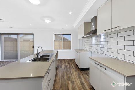 Property photo of 35 Murrindal Street Werribee VIC 3030