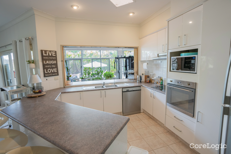 Property photo of 31 Edgeworth Place Helensvale QLD 4212