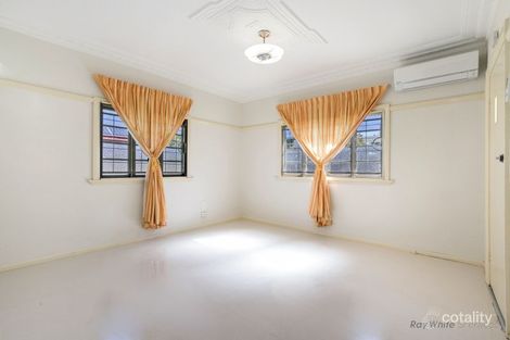 Property photo of 64 King Arthur Terrace Tennyson QLD 4105