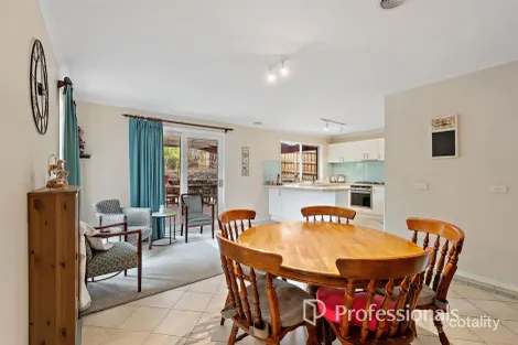 Property photo of 30 Stringybark Boulevard Mount Evelyn VIC 3796