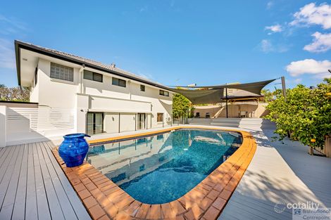 Property photo of 2 Dunkeith Avenue Benowa QLD 4217