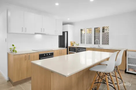 Property photo of 18 Maher Place Gleneagle QLD 4285