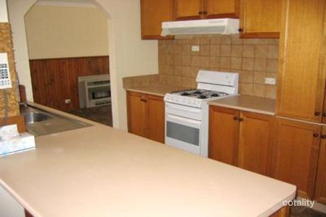 Property photo of 12 Graydon Court Rosebud VIC 3939