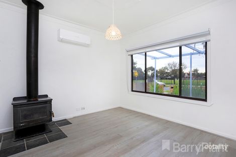 Property photo of 72 McLaughlin Street Ardeer VIC 3022