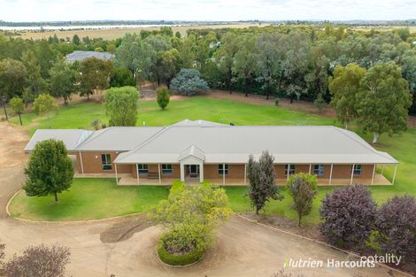 Property photo of 10 Mancini Drive Lake Wyangan NSW 2680